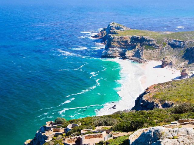 https://licioustravelwisata.com/wp-content/uploads/2018/08/post_capetown_03-640x480.jpg